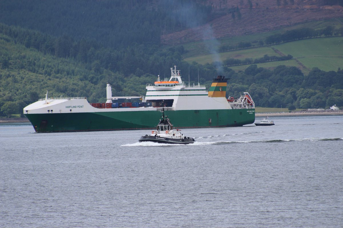 ArgyllSeaGlass's tweet photo. #HartlandPoint on #LochLong after leaving Glenmallan on Thursday with #ClydeClipper at #Blairmore pier #LoveArgyll https://t.co/l7DsAWutDB