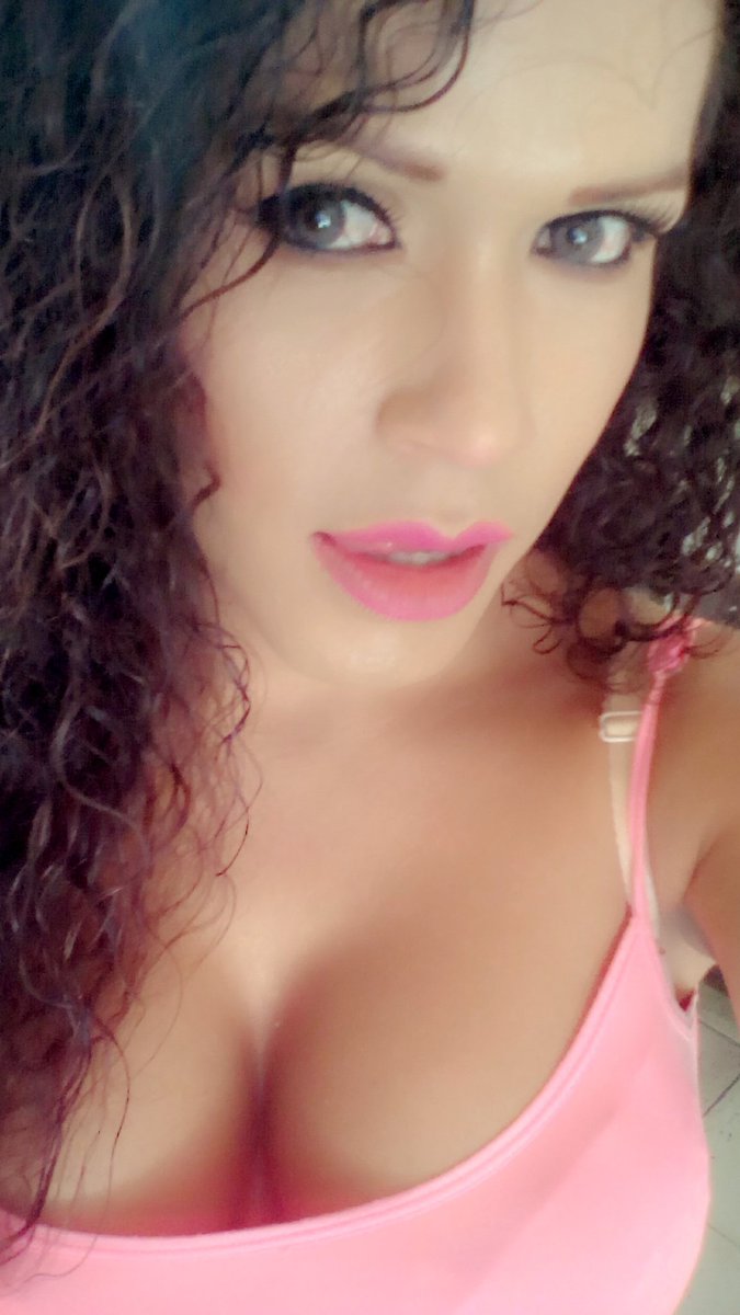 alejandrascort2's tweet photo. Disponible en manzanillo 3141176661 https://t.co/nfy6L1EduT