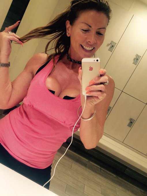 #milf #gymbunny https://t.co/gelV7Capx3<a href="/tag/milf"class="tags">#milf</a><a href="/tag/gymbunny"class="tags">#gymbunny</a>