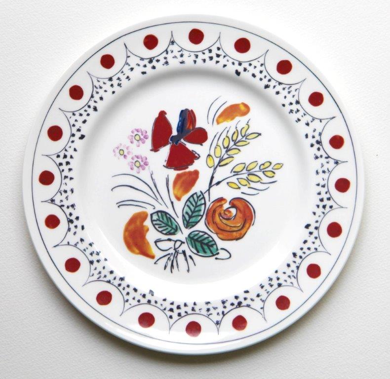 VictoriaArtBath's tweet image. We have some beautiful ceramics in our shop by @davidherbert11 including this #Bloomsbury inspired poppy plate
