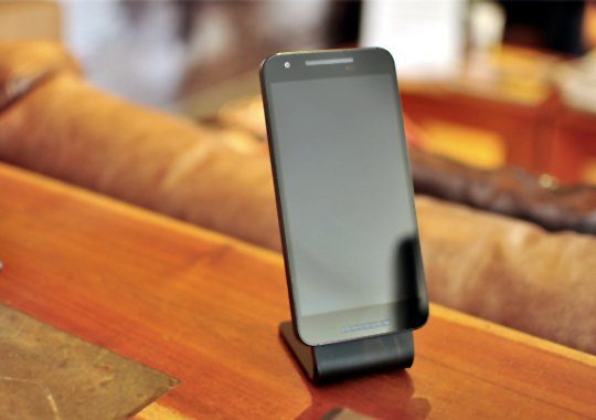 RENND_UK's tweet photo. Introducing the apex SmartPhone &amp; Tablet stands by @RENND_UK. Clever materials and subtle design! https://t.co/EjzIhFenBU