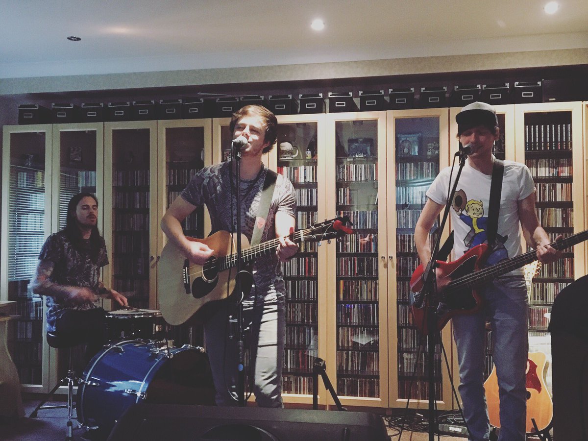 2amturnaround1's tweet photo. Glasto Next Weeeeeeek  @lukepottermusic @Jameswiggans @BenjiOFT WE ARE EXCITED!! https://t.co/x1DviqIVFq