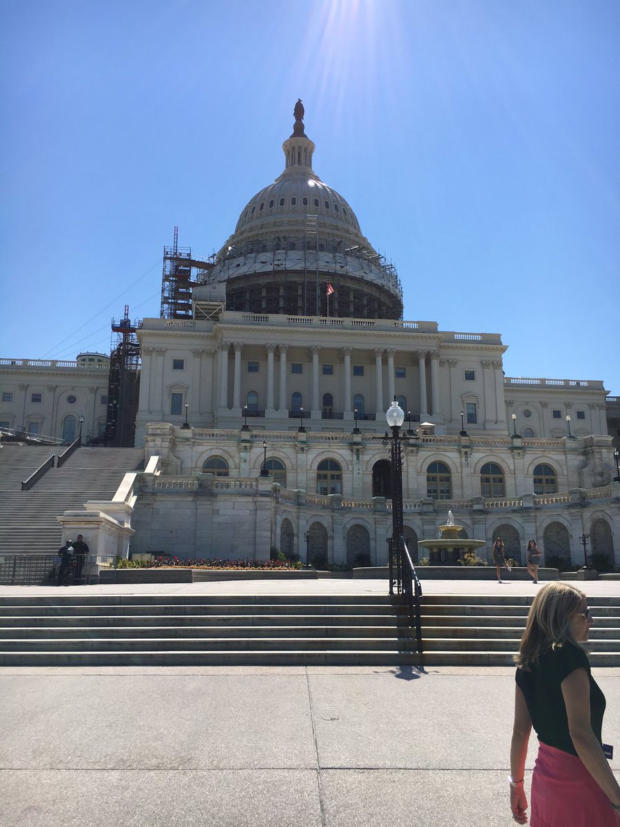 msms_sailors's tweet photo. Great visit to the Capital building this morning! #msmspride #MSMSDC2016 https://t.co/EJTfJmVou2