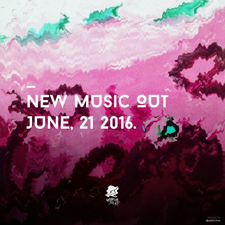 yoboringclown's tweet photo. Really excited, my first single out tomorrow! Stay tuned! 🌊🌊🌊 https://t.co/dbLJ6neCxF