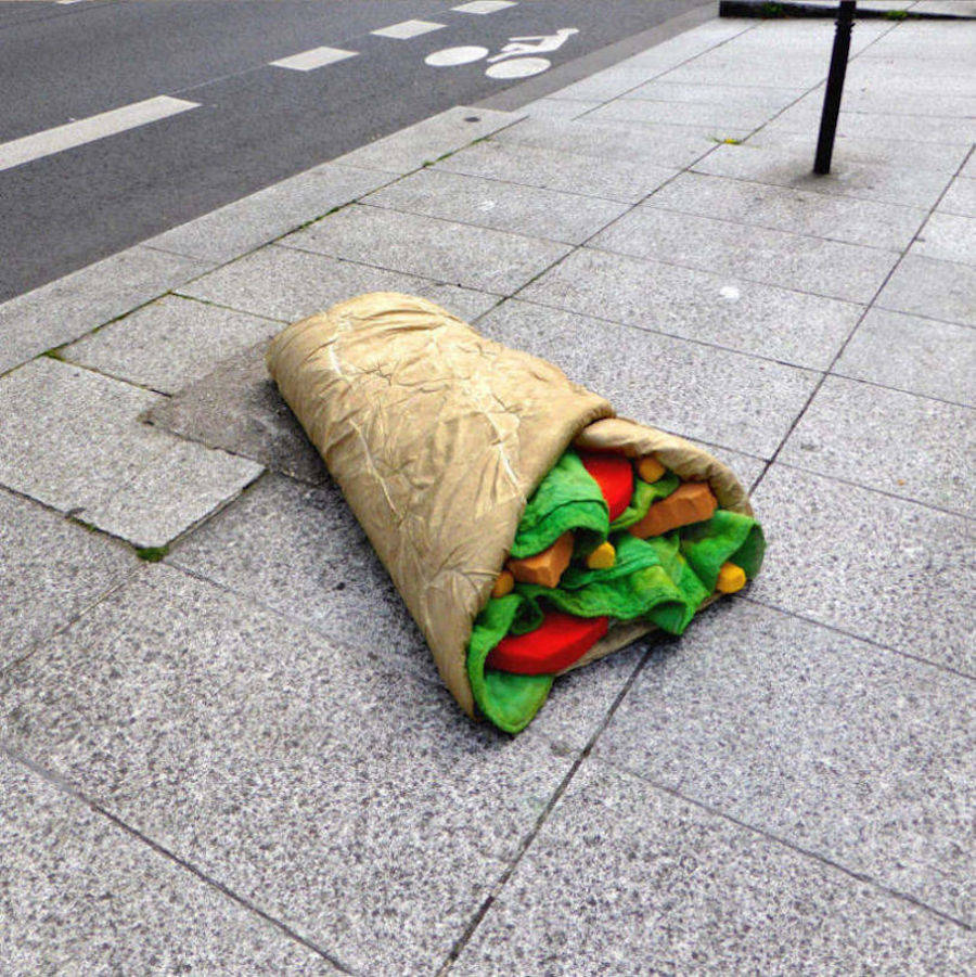 fubiz's tweet photo. Abandoned Mattresses Turned into Appetizing Food Sculptures https://t.co/p7O2Sp6Srx https://t.co/pfJOt5frWR