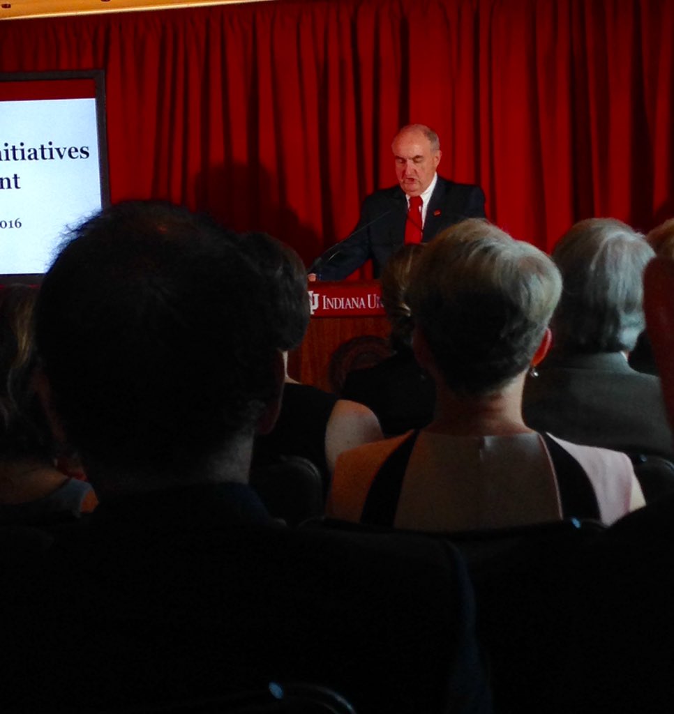 IUMedSchool's tweet image. IU President Michael McRobbie announces IUSM's Precision Health Initiative as inaugural winner. #IUgrandchallenges