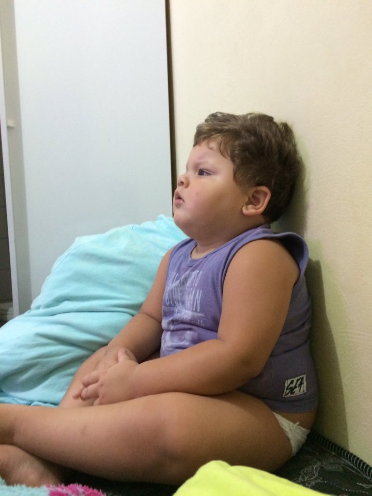 SaraivaMadson's tweet photo. Eu vendo você beijar outras bocas https://t.co/CD70qSATdV