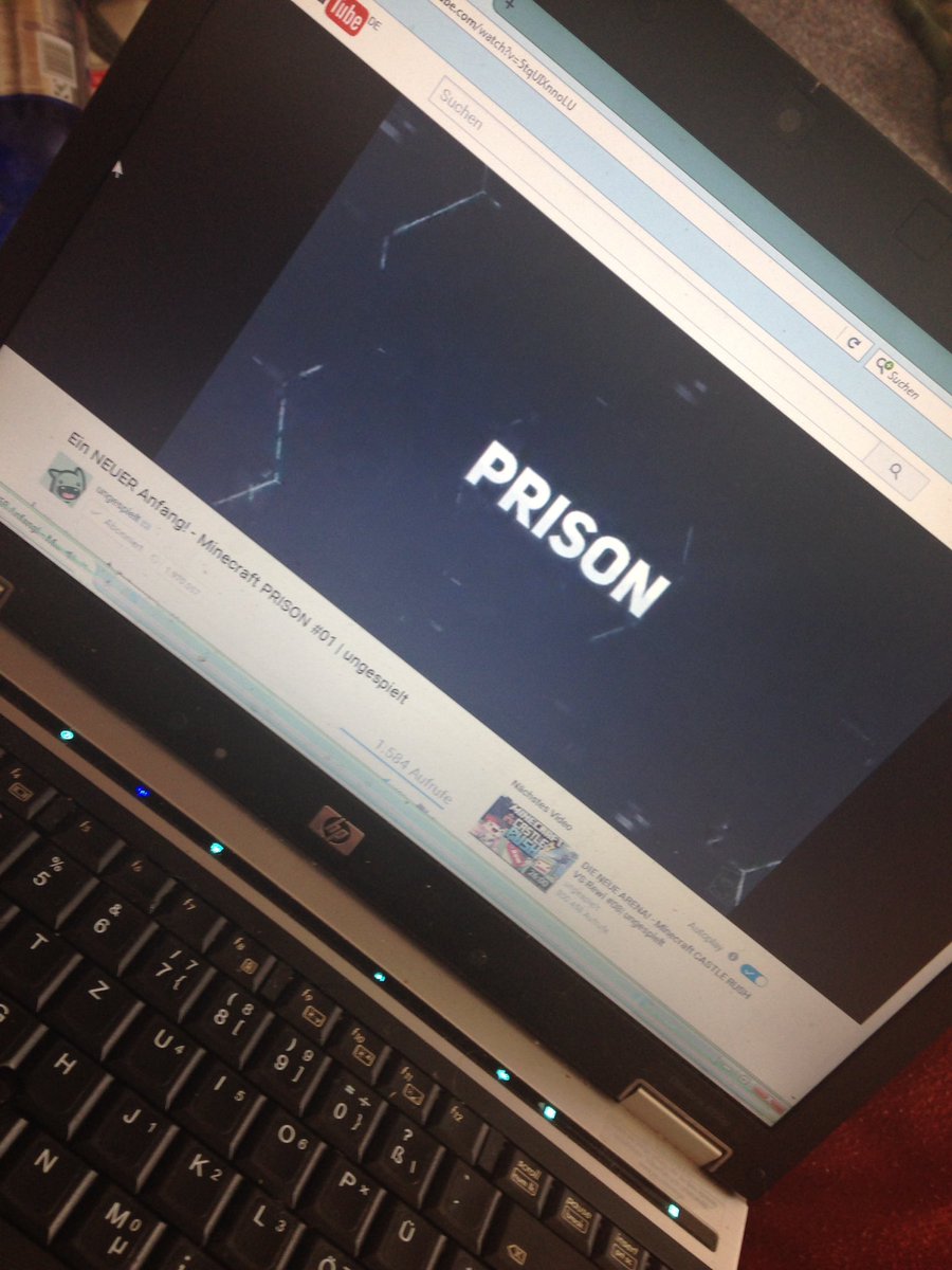 glamrockrapper's tweet photo. Ich bin mega gespaaaannt. 🤓😱 #MCPrison https://t.co/B2IfjRbnAB