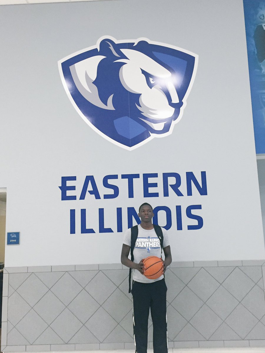 mario_casamajor's tweet photo. One of the best players in C/O '17 6'3 PG Carlos Hines, was getting buckets at will @eiubasketball Elite Player Camp https://t.co/u7WbOrxL1D