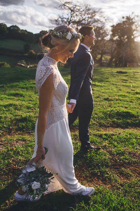 IdeasForBride's tweet photo. You will be wearing your shoes for quite a long time, so it's a must to find comfortable #weddingshoes. https://t.co/rm4Enajjz6