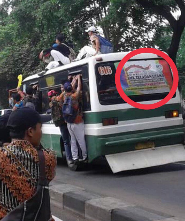 Alviannn_11's tweet photo. waduh baru engeh wkwkwkwk @STMTELADAN @Teladan616 @yapimda616cus https://t.co/SvLZzvN63Z
