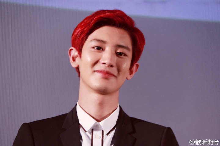 thepararare's tweet photo. จำลองความคิดในหัวชานยอล
: เห้ย ได้ยินเสียงแฟลช ใครถ่ายรูป
: ถ่ายเราป่ะวะ
: อ๋ออ โอเคถ่าย ยิ้มหรั้ยยย https://t.co/51w8B2aieN
