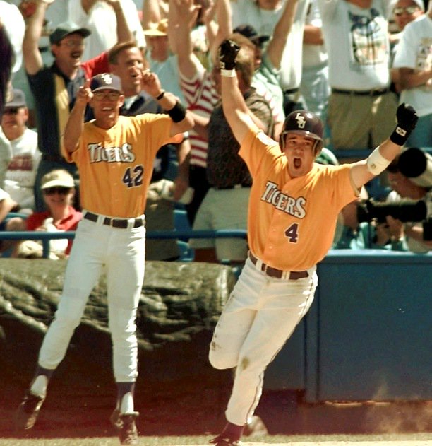 SECNetwork's tweet photo. Two outs.
Bottom of the ninth.
Warren Morris walked it off.

SEC Storied: #TheWalkOff premieres Thursday at 9pm ET. https://t.co/1b1vLzd9xH