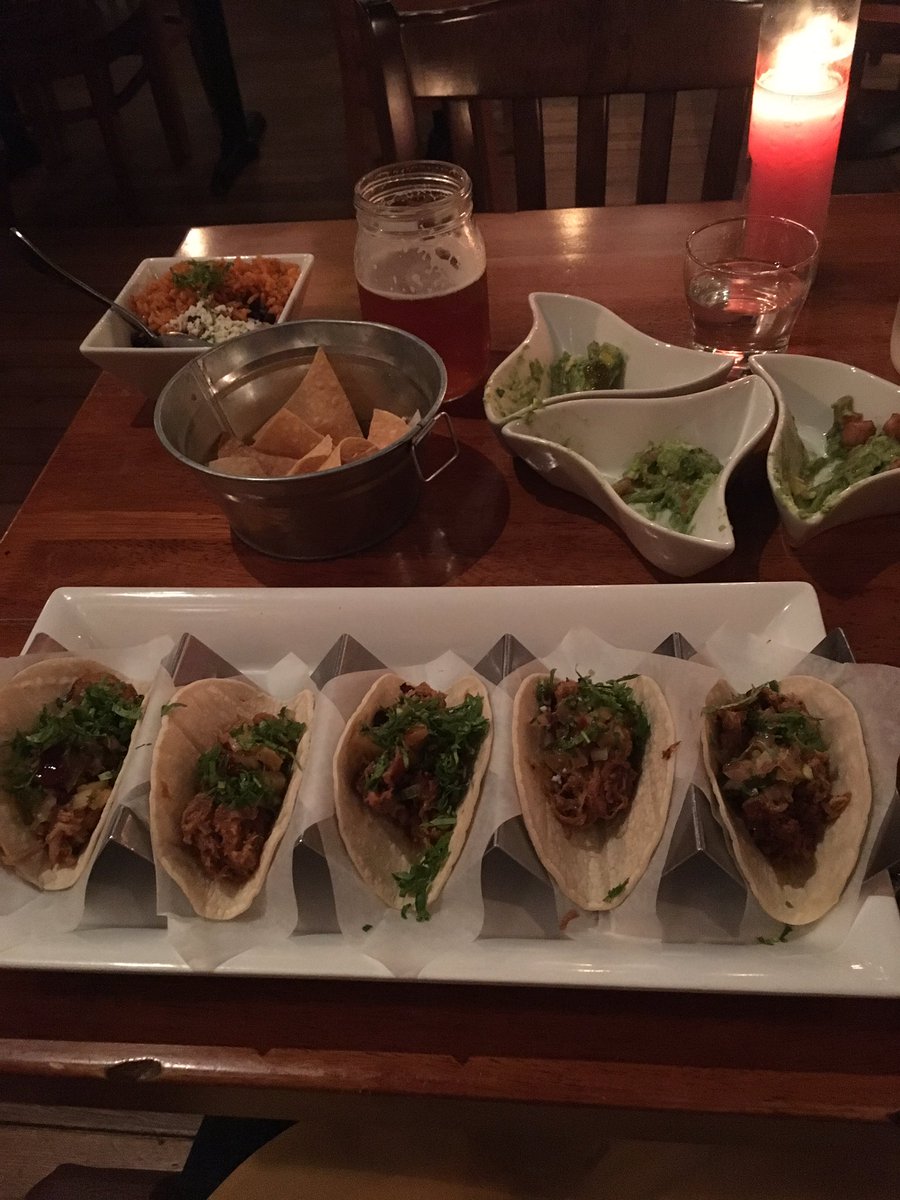 SuperPunkyMunky's tweet photo. The best Mexican food in #JerseyCity courtesy of @OraleMK https://t.co/pxpV2CvmU2