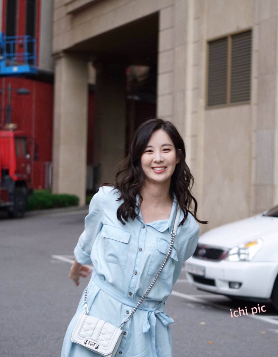 [OTHER][08-12-2015]SeoHyun tham dự vở nhạc kịch mới mang tên "Mamma Mia!" - Page 35 Cl_9DUXUgAAB0QI