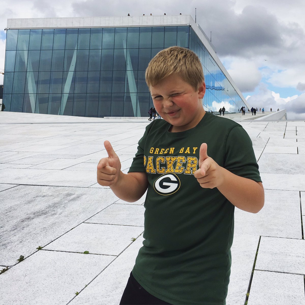 CraigFinnestad's tweet photo. #davidspackersjourney #packers #gopackgo #oslo #norway #operahouseoslo https://t.co/ca3JUrUslj