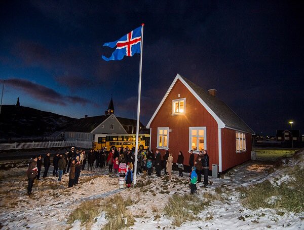 Огйокудль. Туристы в исландии. Что сейчас происходит в исландии. Что сейчас происходит в исландии. Что сейчас происходит в исландии.