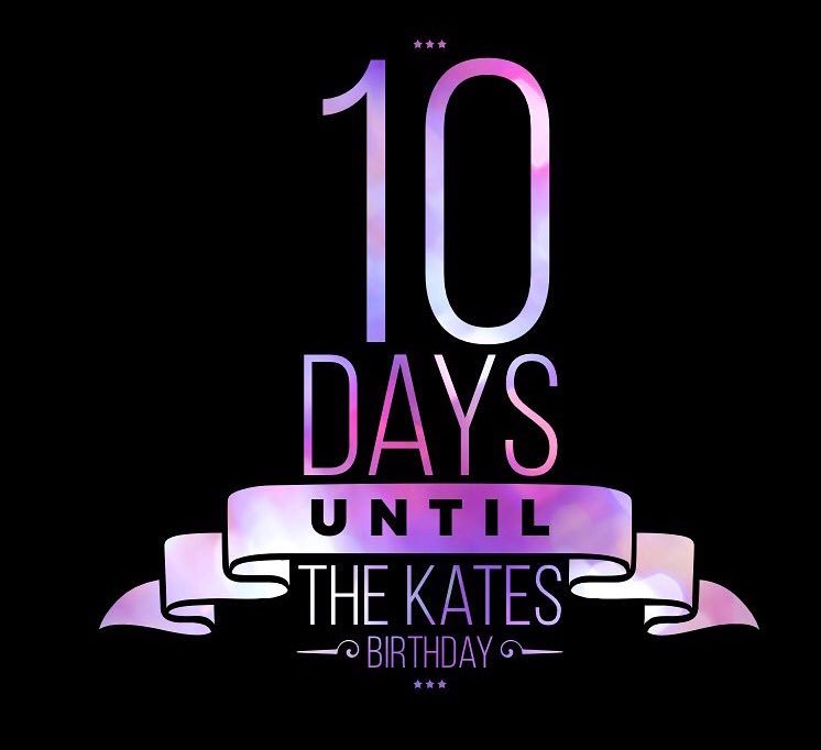 KelsieHuff's tweet image. .@thekatescomedy @DRBowl @thecomedybowl BIRTHDAY SHOW! 7/7!!! 💜🎈💜🎈💜🎈💜