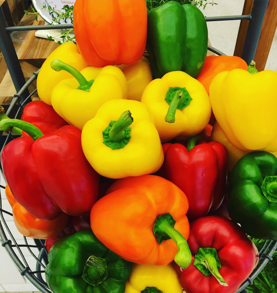 nutritionabc's tweet image. Peppers are an excellent source of vitamin A&amp;amp;C &amp;amp;B6 plus taste amazing! @nutritionabc #nutritionabc #nutrition_abc