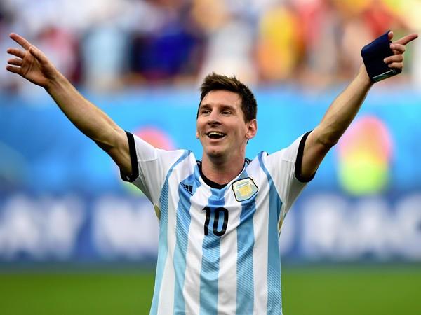 Yurami_PSUV's tweet photo. LIONEL MESSI para mi tu eres un Héroe.. seguirás siendo el Mejor Jugador del Fútbol de esta época..  @ErikaPSUV https://t.co/dSbYMPuAjj