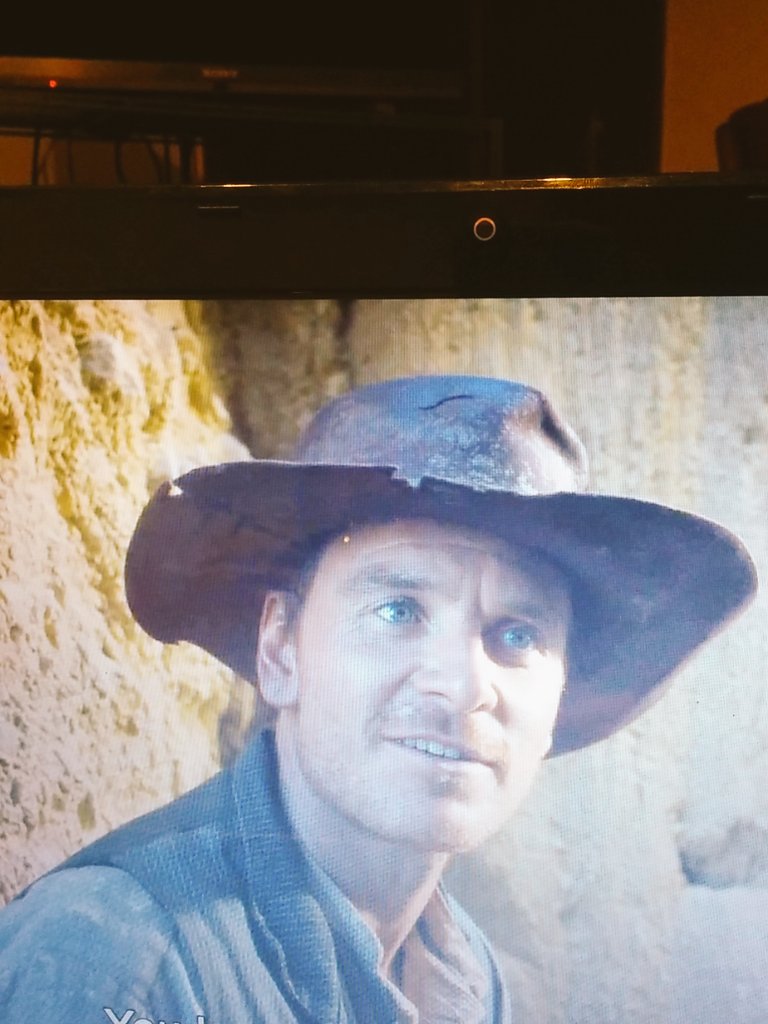 bea_bede's tweet photo. Slow West 🎥 more #Fassbender for everyone! https://t.co/Mt91Y6K8Tk