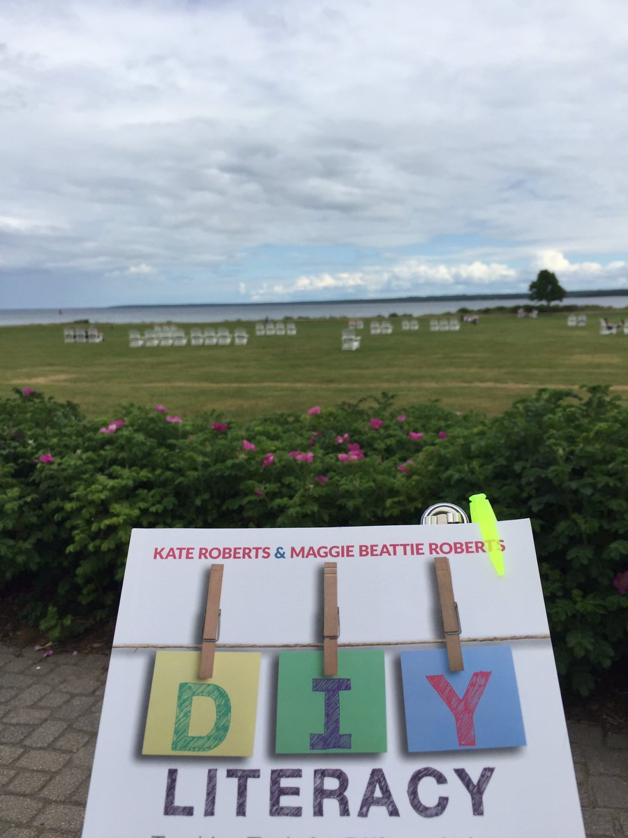 kld12's tweet photo. Hike 👍🏼
Shopping 👍🏼
DIY Literacy 👍🏼
#VacationComplete
Thank you, @MaggieBRoberts & @teachkate! https://t.co/0qspvXNWyF