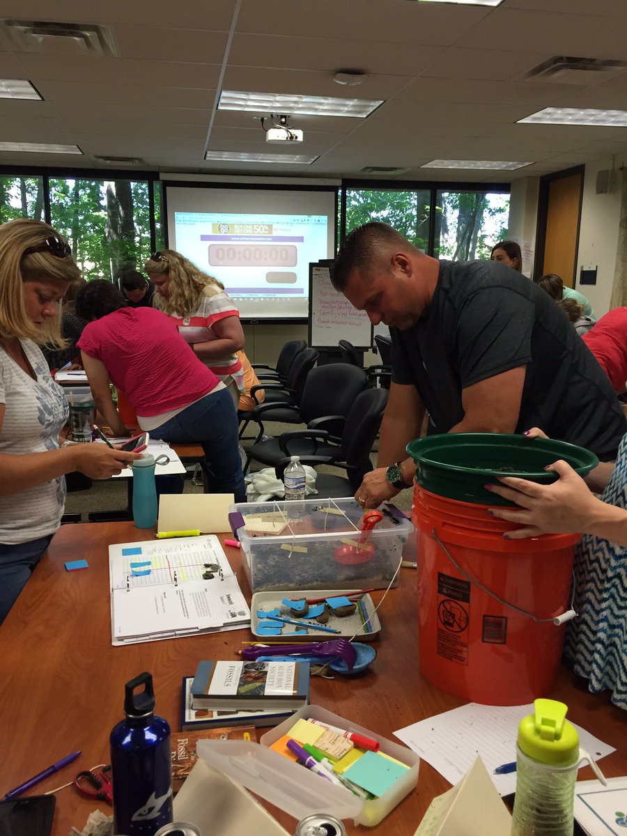 westervilleAP's tweet photo. Participants "digging in" to their dig sites to locate and excavate fossils!  Exciting stuff!! #nftiscience https://t.co/OuZAwaW5jV