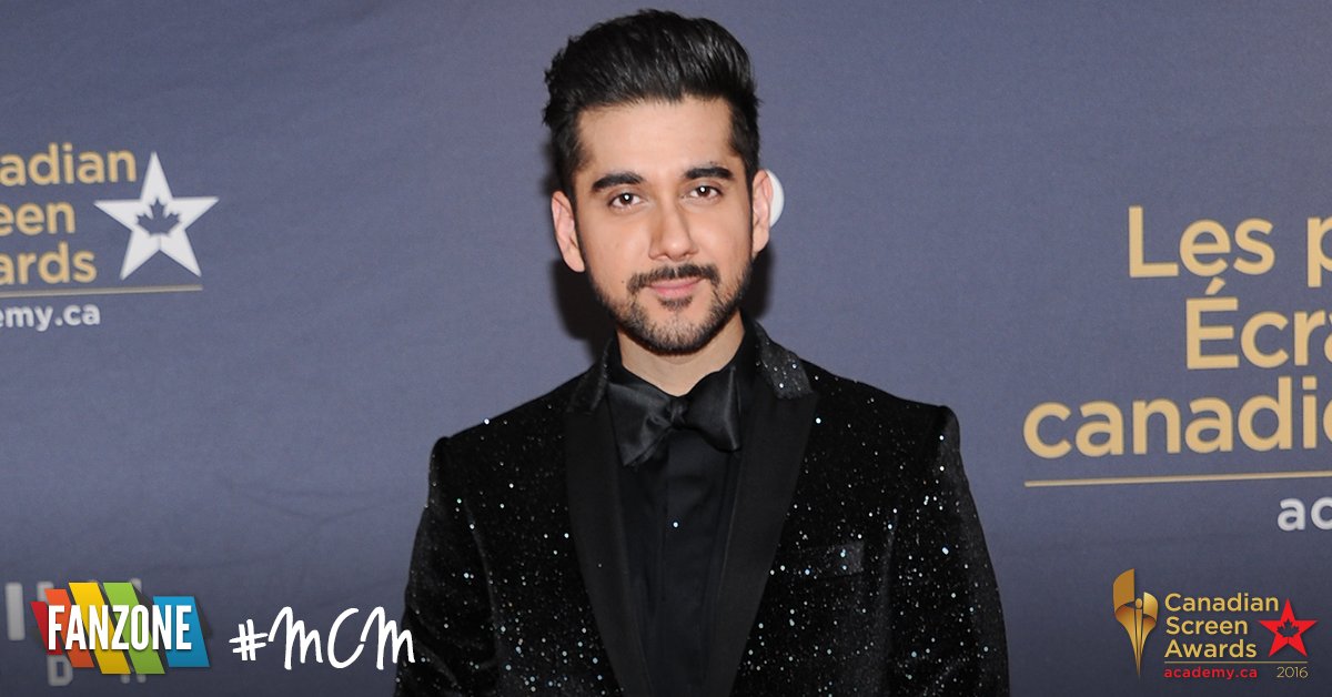 TheCdnAcademy's tweet photo. Our #MCM goes out to @Vinayvirmani24! RT if you think he looked chic in this sparkly suit at #CdnScreen16. #FanZone https://t.co/IDSRFRS0Kj