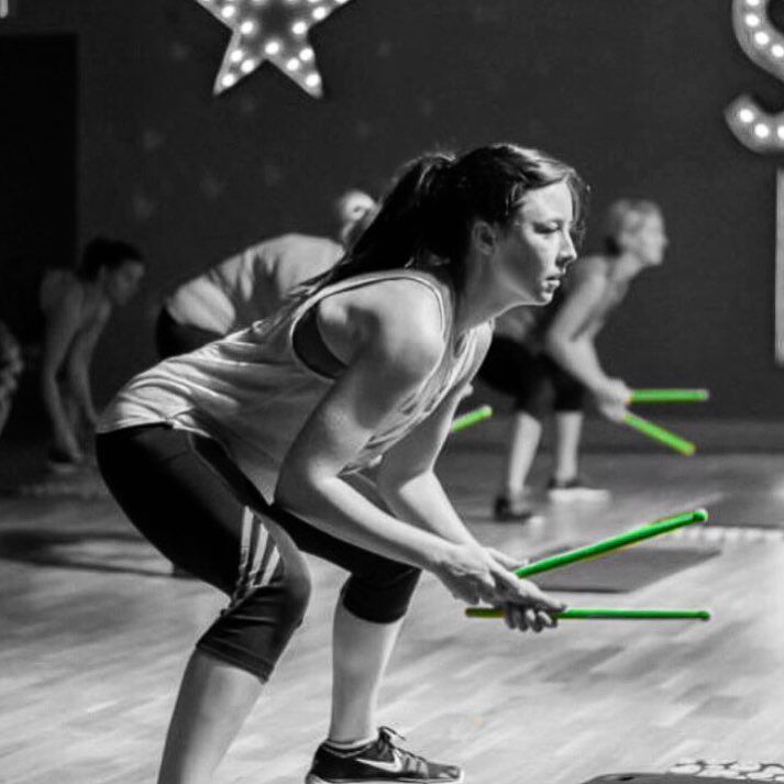 POUNDfit's tweet photo. Mondays are for MAKING NOISE! ⚡️ Start off your week with some sweat! #MAKENOISE #rockoutw… https://t.co/kyMiOrNHmZ https://t.co/Dh4B9BeZvF