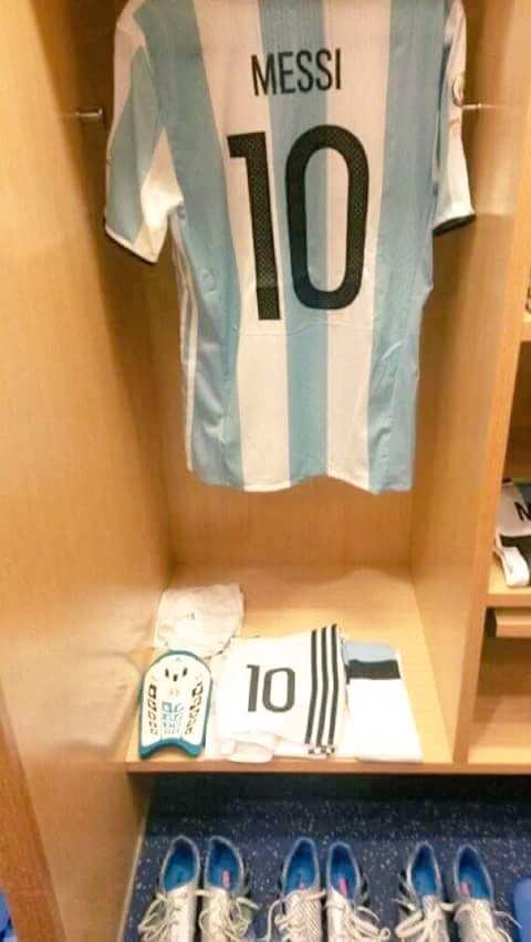Daniserrano002's tweet photo. No dejes tu casa leooooo💙💙💙😔💔. https://t.co/VfVDhxVRj2