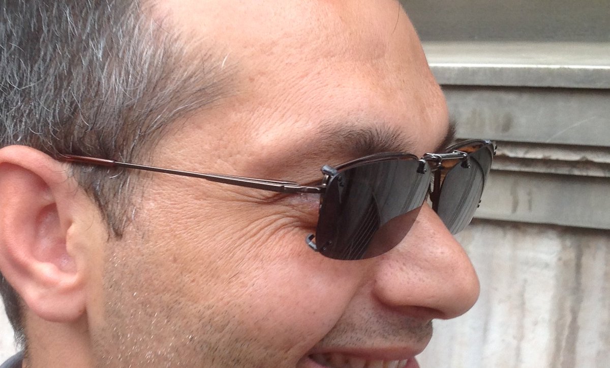 SpotLowVision's tweet photo. Excellent vision &amp; mobility; even drive in #ConeRodDystrophy;the #World's smallest unnoticeable #TelescopicSpectacle https://t.co/Ezz1QxUkRF