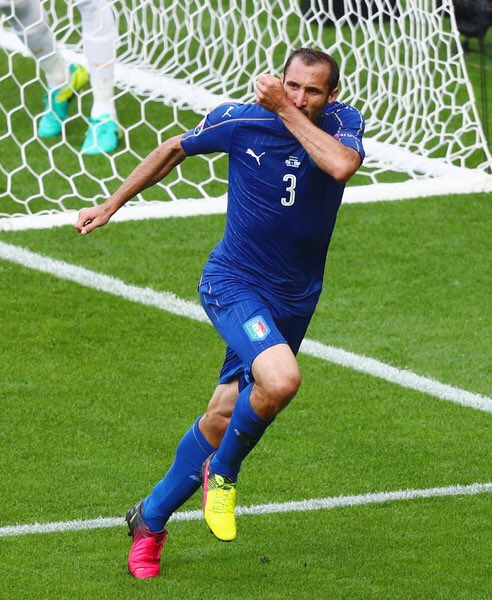 loveFoot11's tweet photo. Round of 16 #EURO2016      

 イタリア vs スペイン
#ITA 2 vs 0 #ESP 

#ITA キエッリーニ、ペッレ https://t.co/4kAYznNNnI
