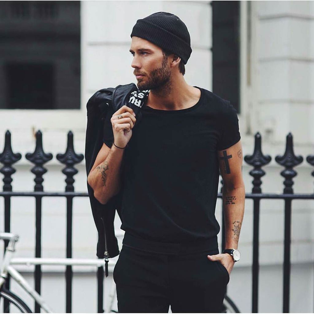 gemasculino's tweet photo. All black.

________________________________
#men #mens #menswear #menstyle #moda #modapar… https://t.co/BOfDvJ6xCj https://t.co/b6JDKLCu6J
