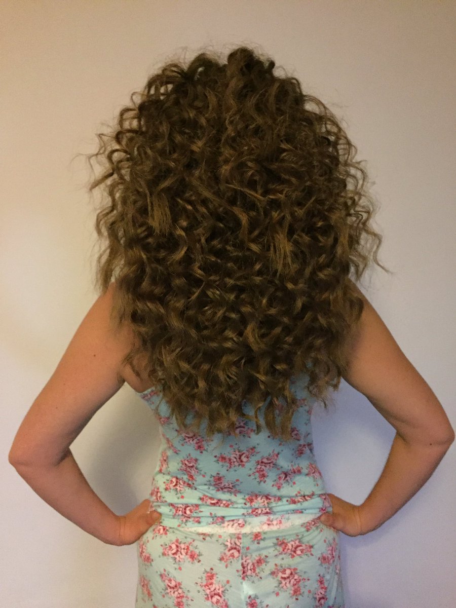 daniellehope3's tweet photo. Hair done to go and see @Beyonce tomorrow 💁🏻 #HeBetterCallBeckyWithTheGoodHair 🍋 https://t.co/pSXe1b3aCg