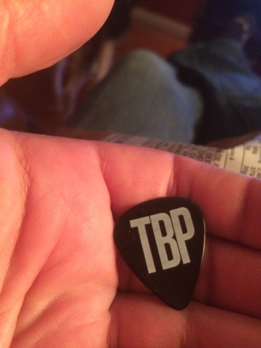 ShefraORiain's tweet photo. @thebandperry Thanks for a great show at TSRC on 6-25. Kim, I will never forget you, "Your Guy" in the front row. https://t.co/8x0Ap5lv9x