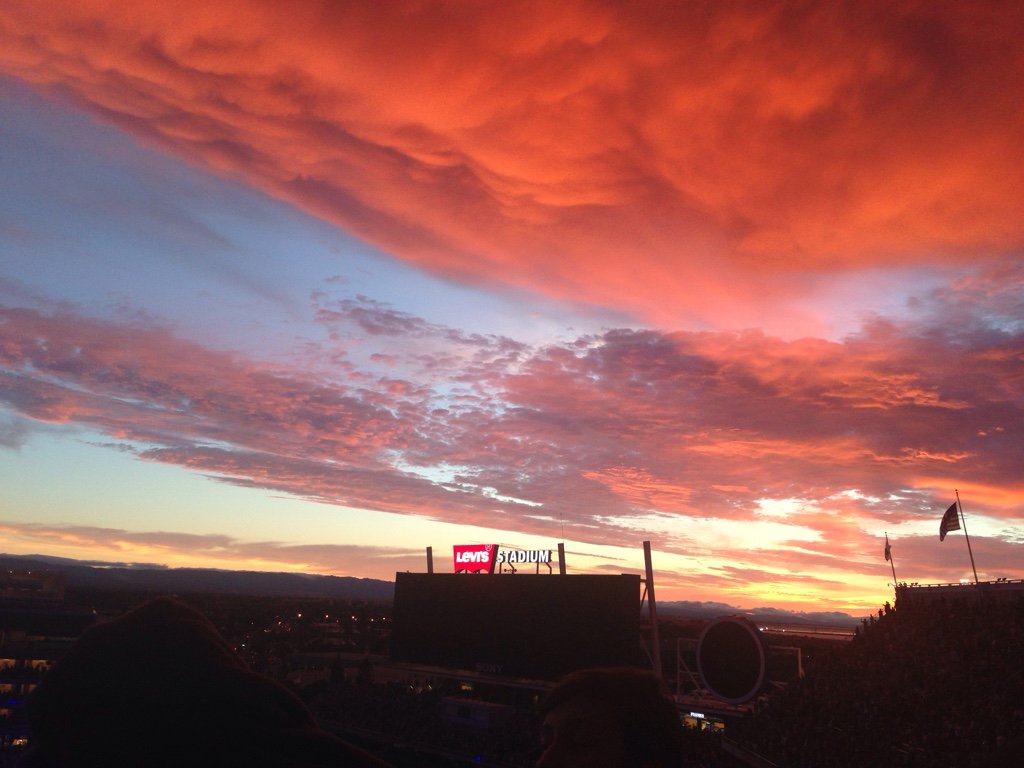 shapsio's tweet photo. 5yrs since the Fare Thee Well GD50 6/27/15 rainbow gig @LevisStadium. “It was man-made...and the man that made it was Jerry Garcia.�� https://t.co/USHQPMJNGw