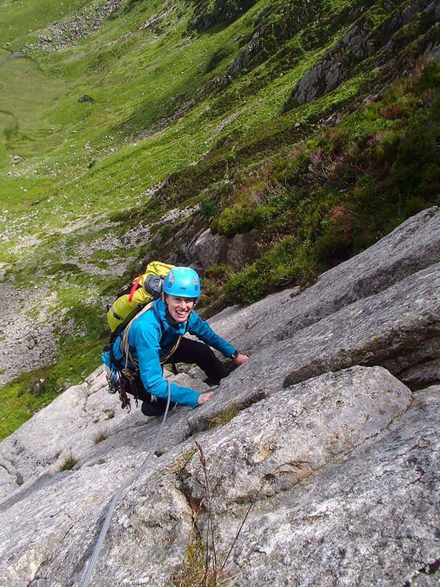 SharnaKing1975's tweet photo. Great day on Amphitheatre Butress!! With @timharrop #NorthWales #Mountains https://t.co/QXwpE0MjhJ