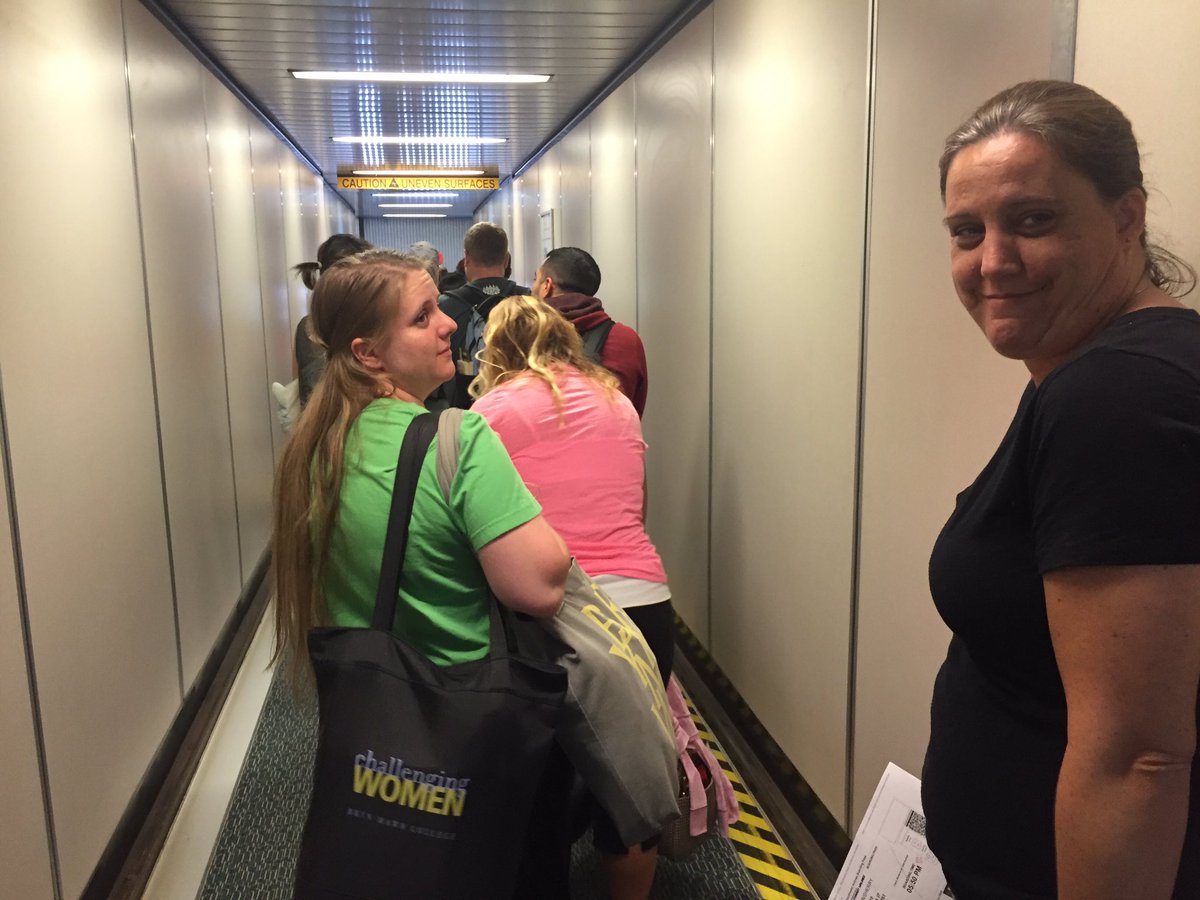 BrandonSERVPRO's tweet photo. Off to Vegas! #SERVPROConvention #ThatsMyBoss https://t.co/u30FE9CAdC
