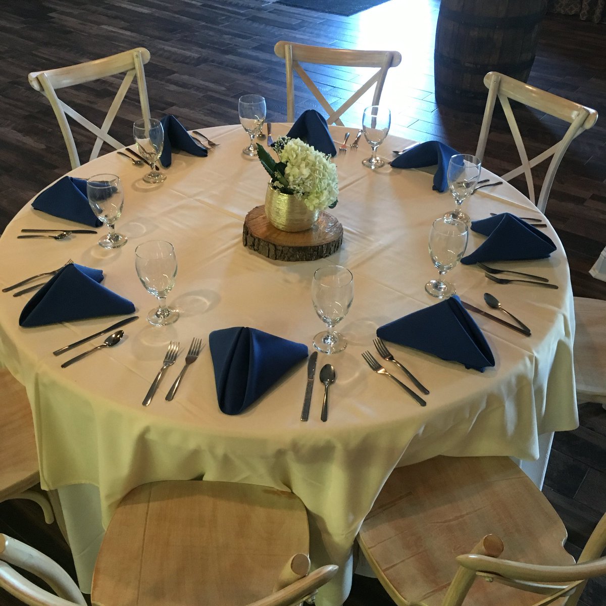 BayouBluegrass's tweet image. Love our UK events! #kycaterer #sharethelex #bbn