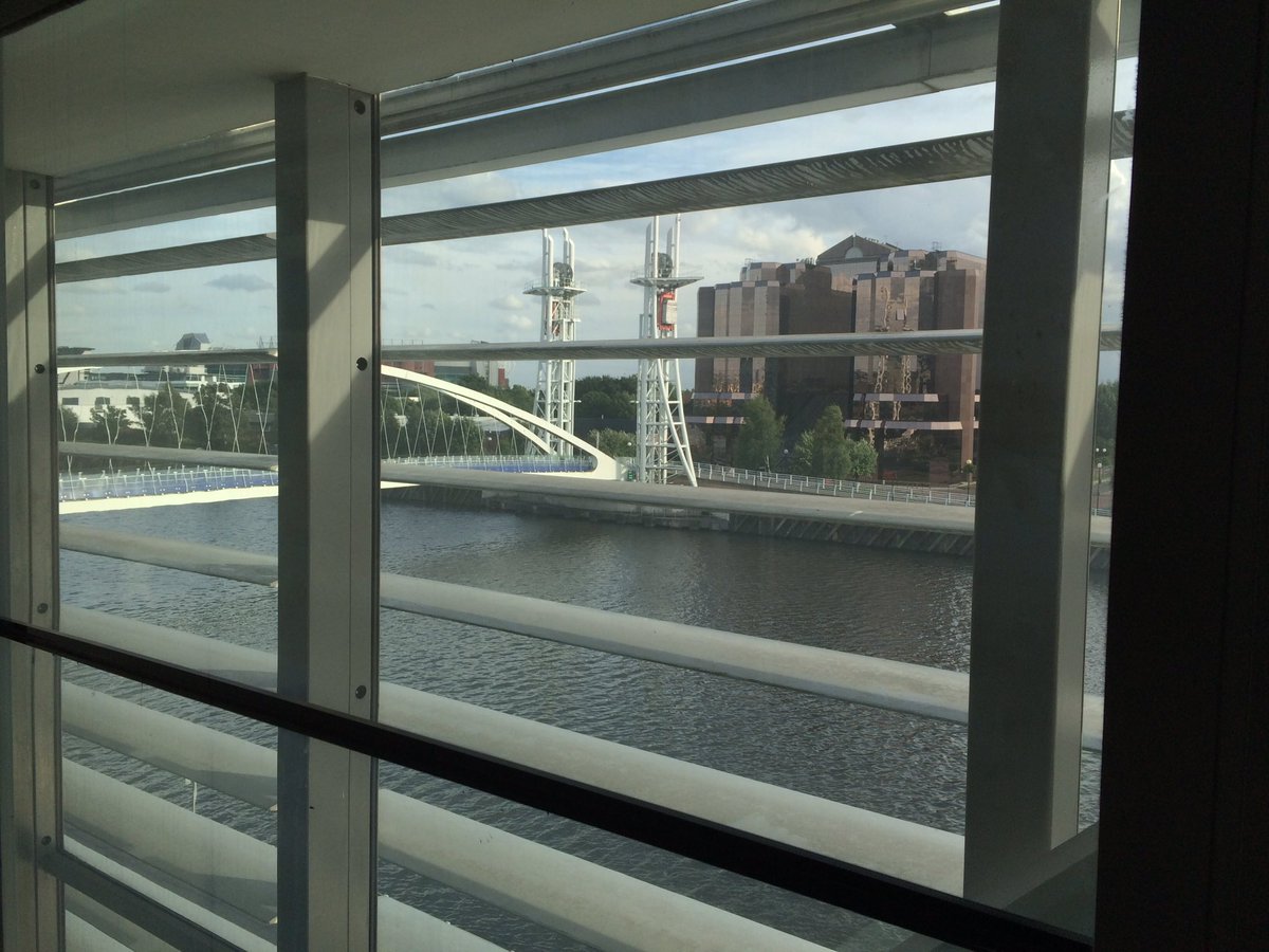 creative_andy's tweet image. Not many venues have a river view (when blinds are up) working with @SubhashViman  in the Lowry Centre Manchester