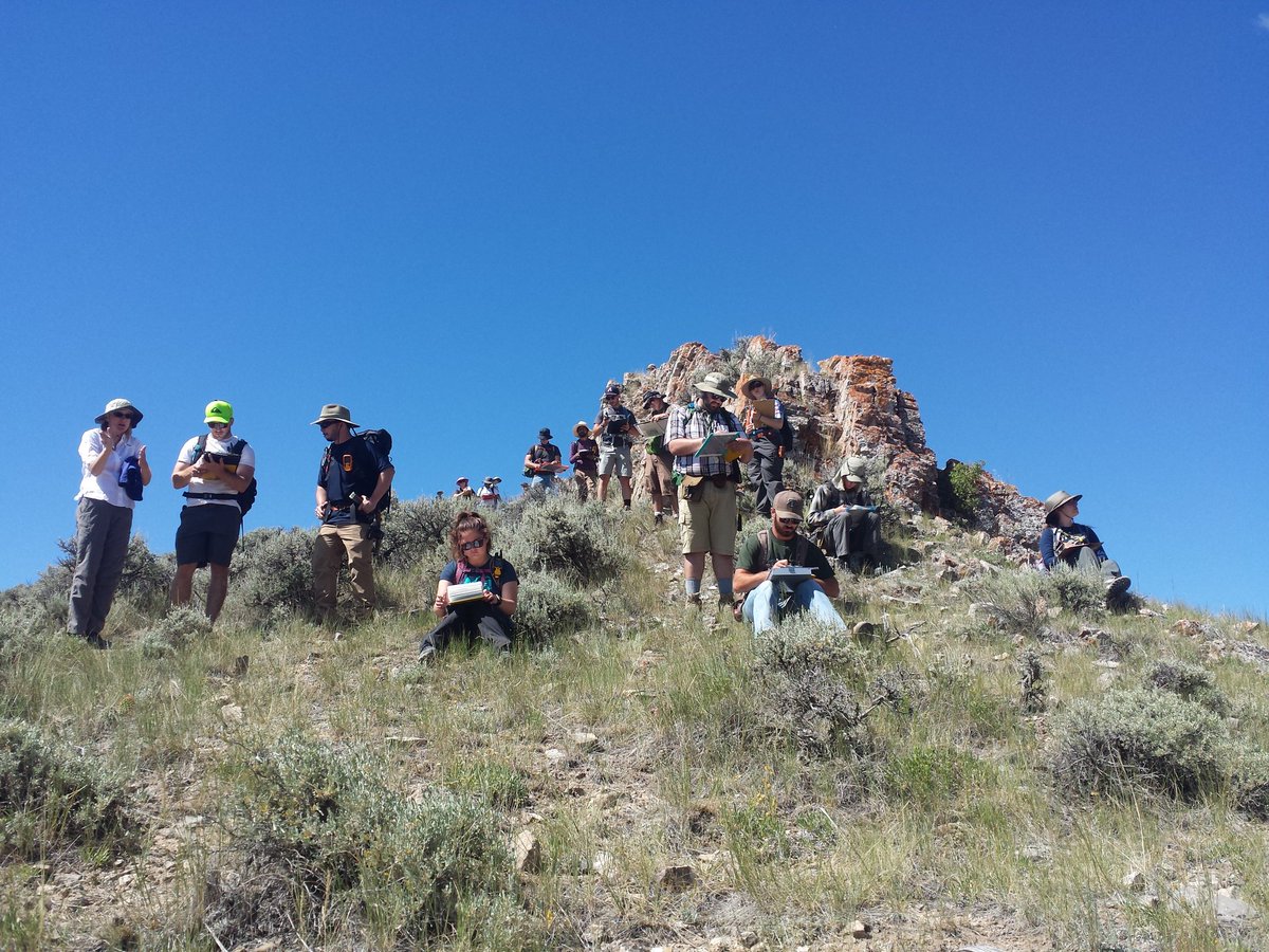 EwuGeology's tweet image. #MappingMonday in dillon mt with @EWUEagles #geologizing