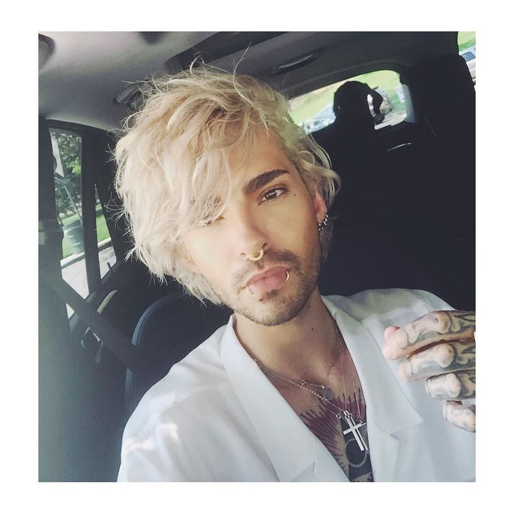 tokiohotel's tweet photo. on camera all day today #sssshhhh https://t.co/A1plZgqLzN https://t.co/5GFjyvXn41