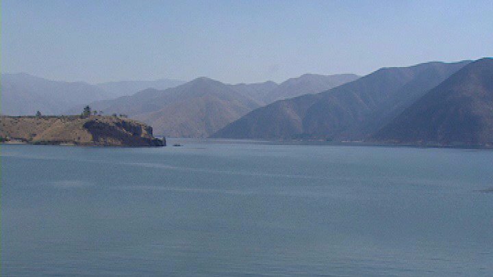 KTVB's tweet photo. Teen pulled on tube dies after Lucky Peak accident. https://t.co/RgSqXvaiyh https://t.co/vamxvXnmbc