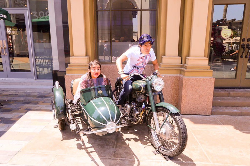 PPTeamLesslie's tweet image. A toda velocidad 🏍🙀