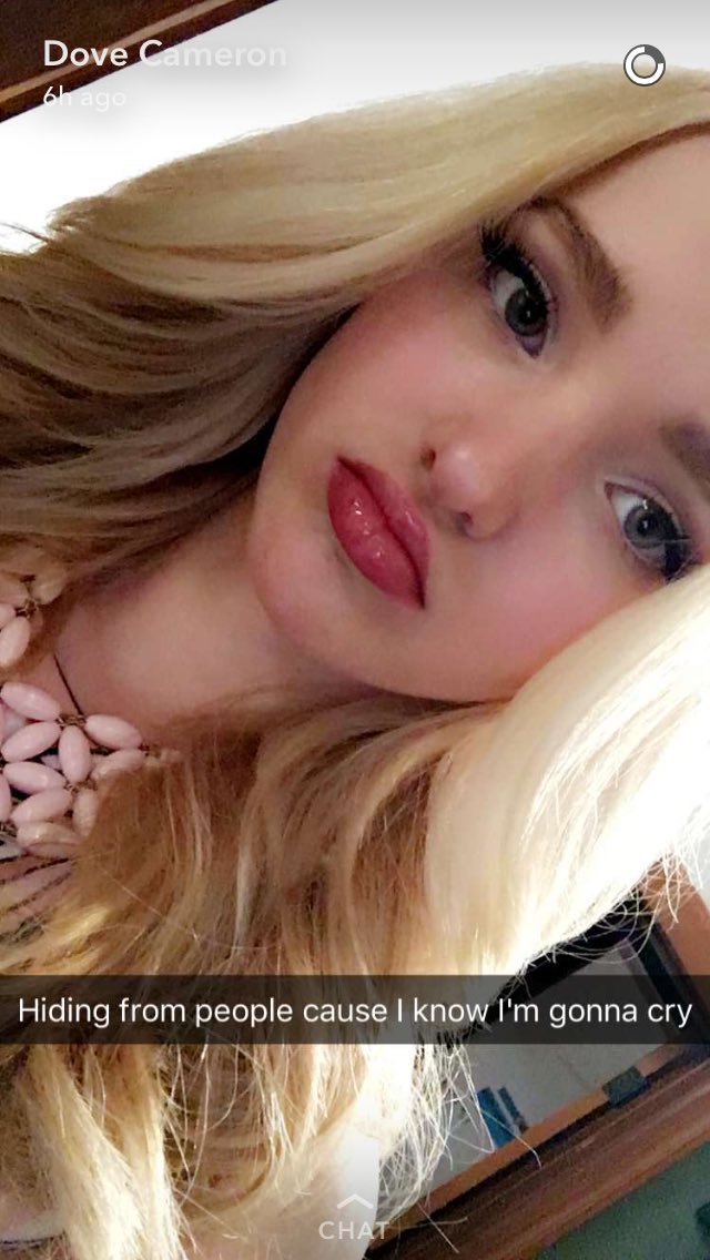 DisneyAUSInfo's tweet photo. Dove Cameron's snapchats on set of the last days of filming #LivAndMaddie #SeriesFinaleWeek #EndARooney https://t.co/VmuR7TeWtr