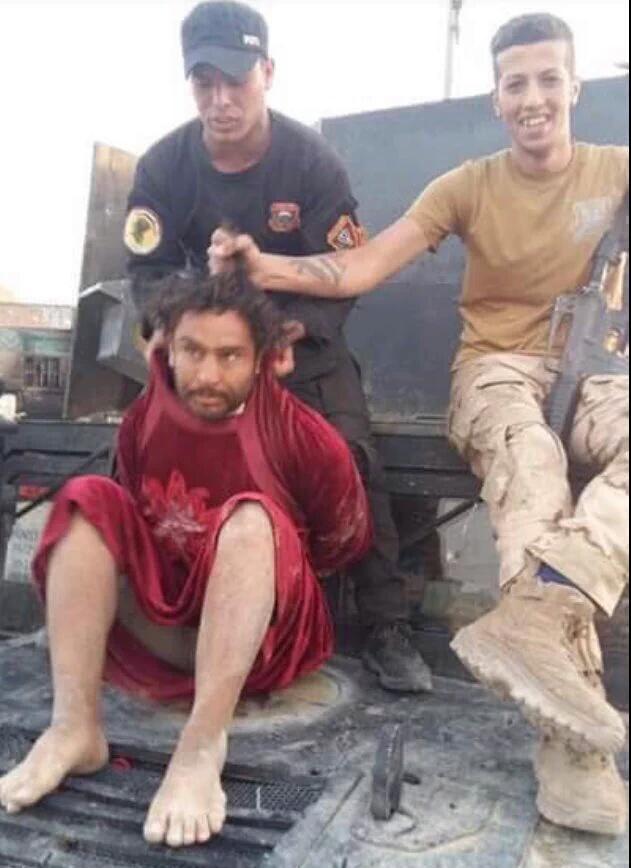 @Fazeosama44 وهذه صورة لنسائكم يادعوش