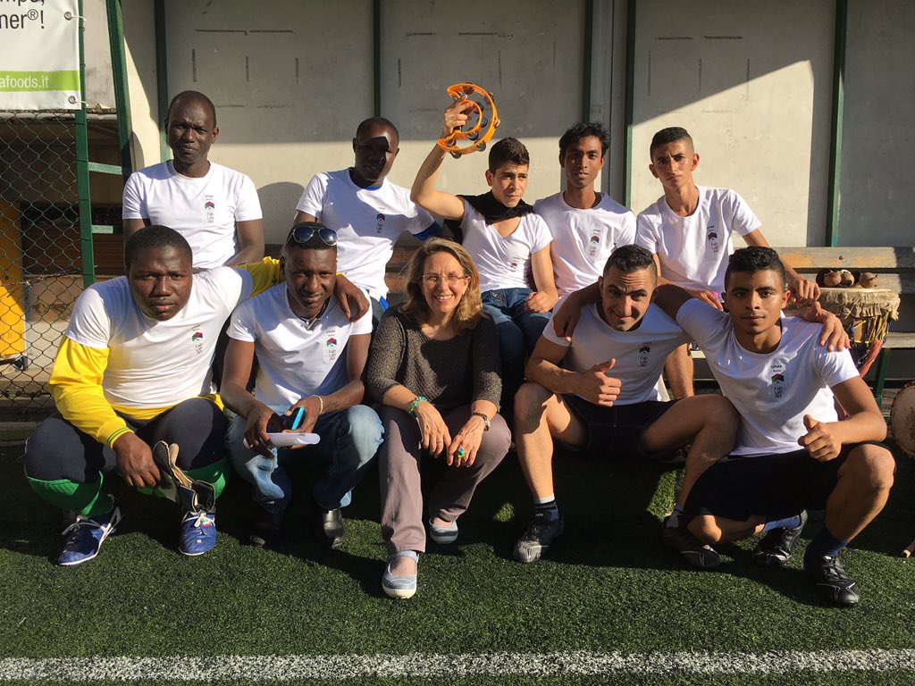 archivetro's tweet photo. La squadra del #CPIA 5 #FabLabArt #WithRefugees
#Iocisono a Roma 🇮🇹
@fmdigitale @maurodelsanto @TechSoupItalia https://t.co/ZerHjXMNAw