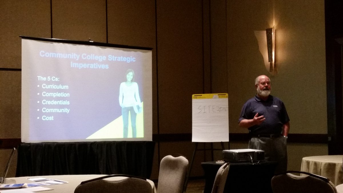 Cook_Mary_Ann's tweet photo. Otis White of Rio Salado Comm. College: Innovate talent pipeline by partnering with biz and TI. #Site2016 #cpcu2016 https://t.co/aQ5LNJFXwt