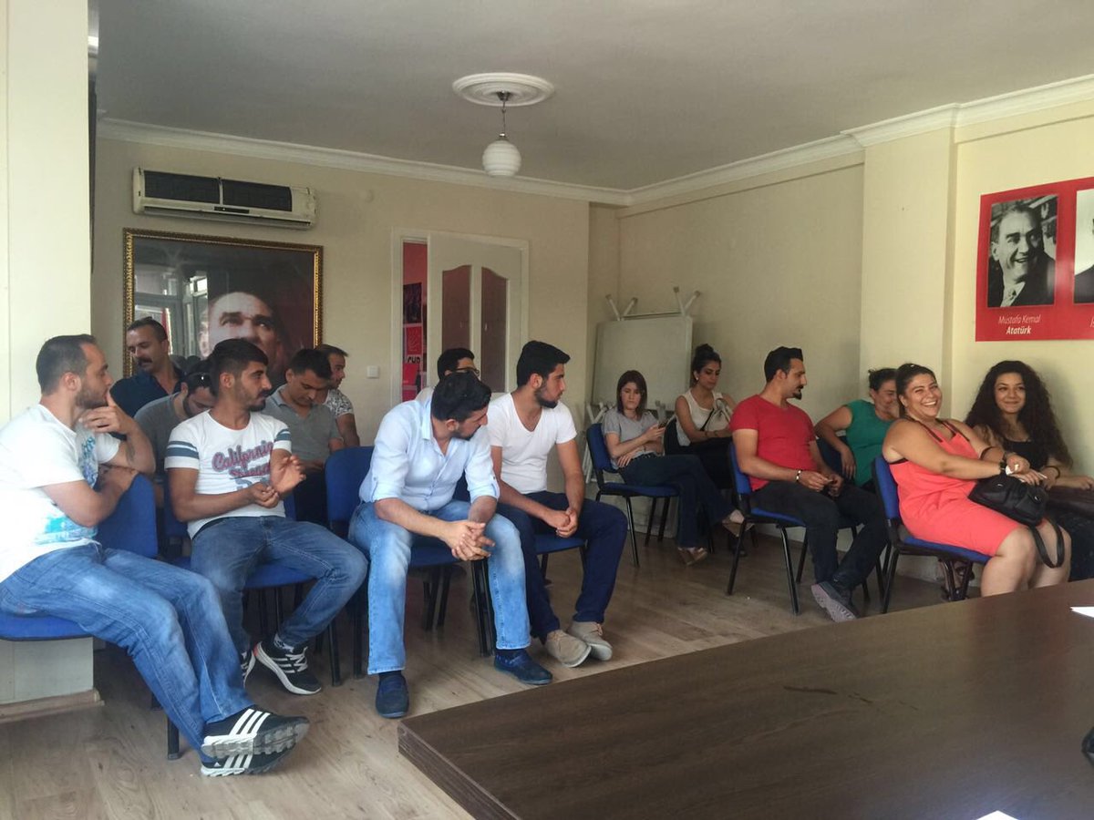 chpbucagenc's tweet photo. Buca CHP gençlik kolları olarak 4. genişletilmiş toplantımızı gerçekleştirdik.
#gücümüzbirlikteliğimizdengelir https://t.co/nV6aTxxnSd