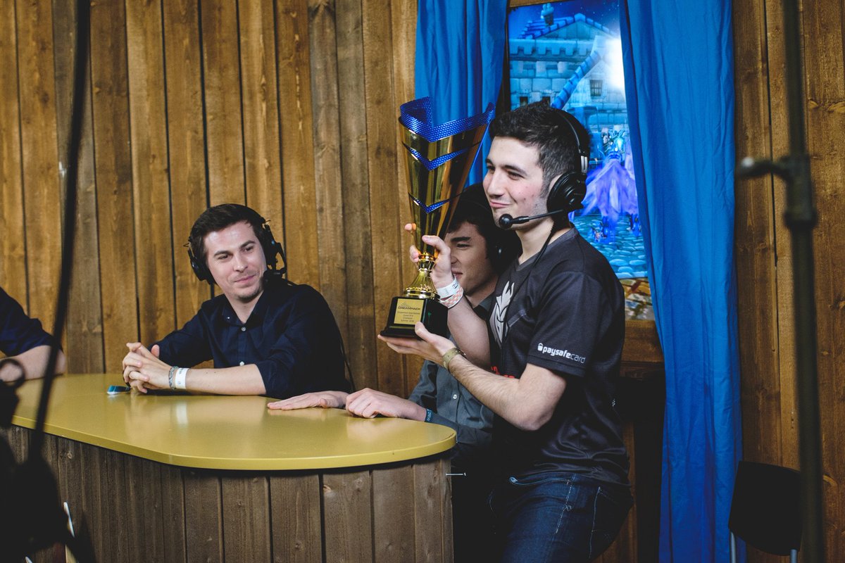 DreamHack's tweet photo. Congratulations to @g2rdu for winning the Hearthstone Grand Prix a #DHS16! 

https://t.co/7dJ9Ceu6LN #DHHSGP https://t.co/UiHfNiKvet